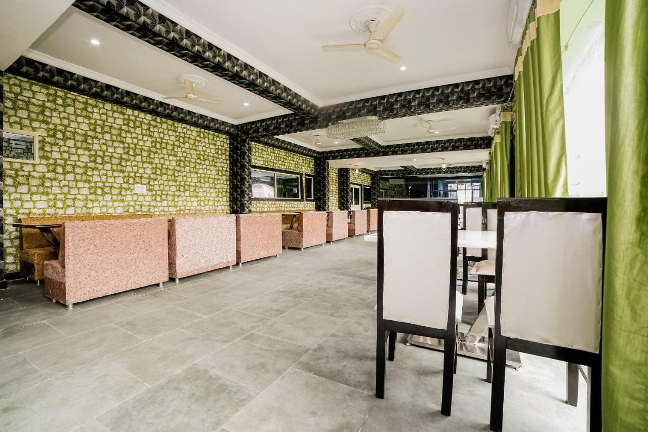 Oyo 41923 Prema Kunj Resort Jhānsi Exterior foto