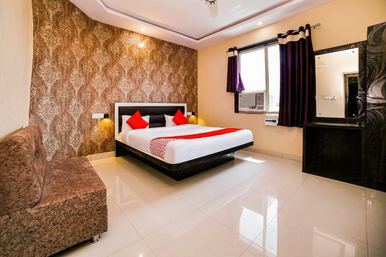 Oyo 41923 Prema Kunj Resort Jhānsi Exterior foto